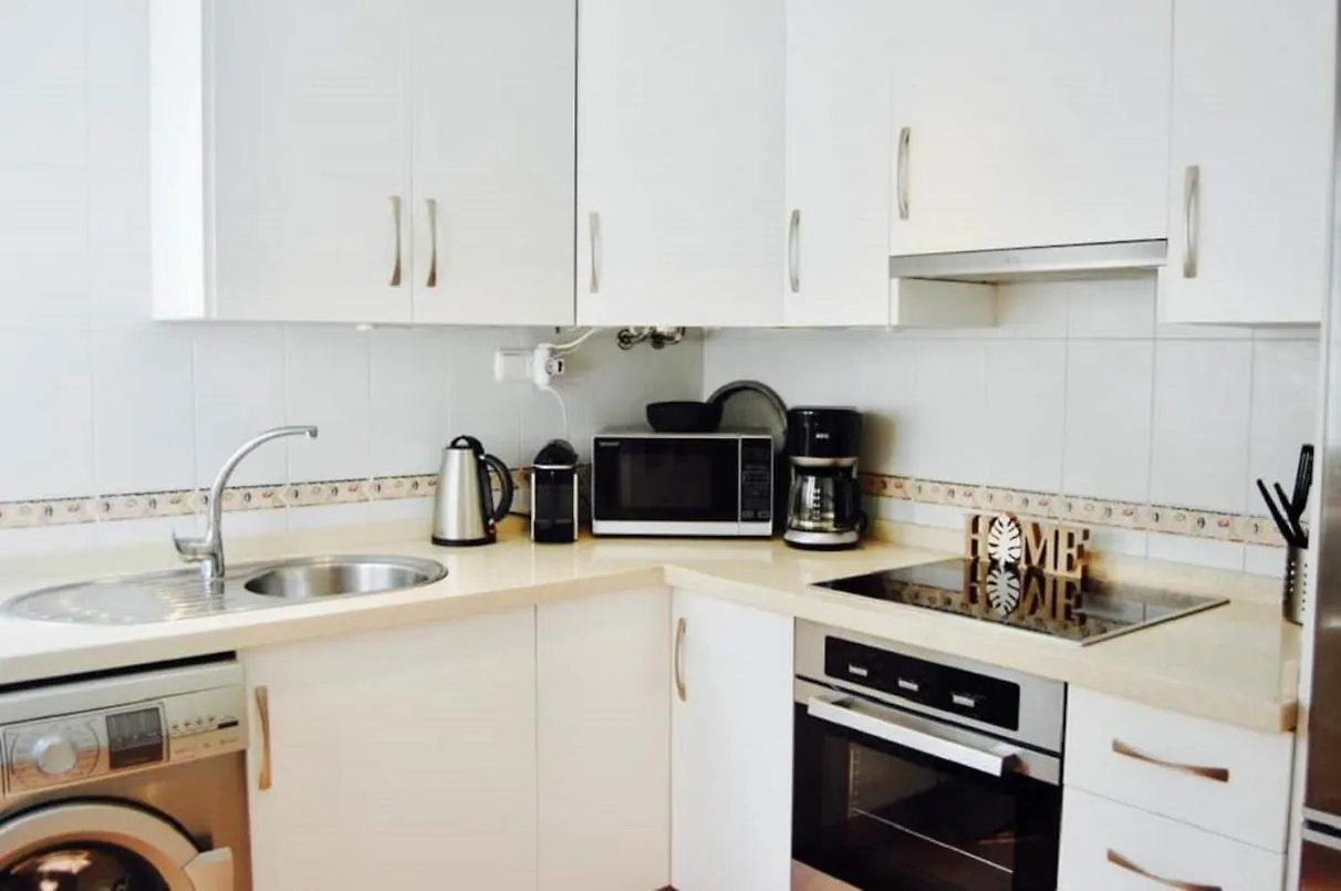 Fantastic 1 Bedroom Apartment In The Centre Of Nerja