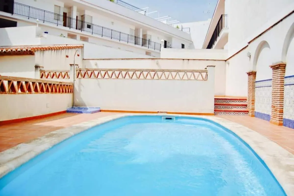 Fantastic 1 Bedroom Apartment In The Centre Of Nerja contacts